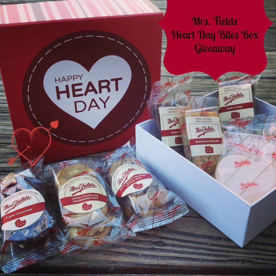 Mrs. Fields Heart Day Bites Box Review