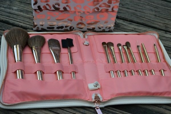 SEPHORA COLLECTION Stand Up and Shine Prestige Easel Brush Set