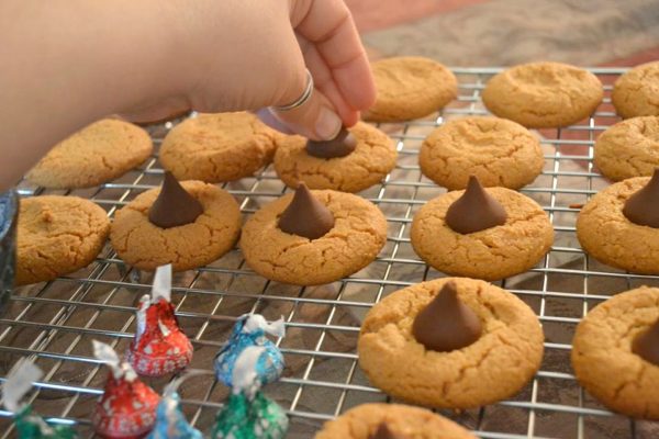  4 Ingredient Peanut Butter Blossom Cookies