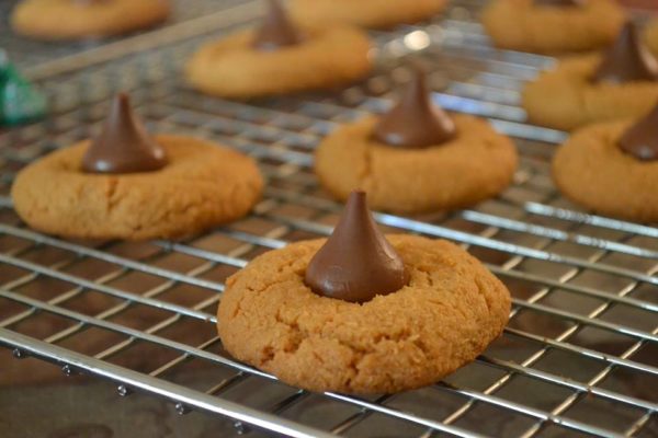  4 Ingredient Peanut Butter Blossom Cookies