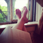 A Guide to Creating a Cosy Reading Nook